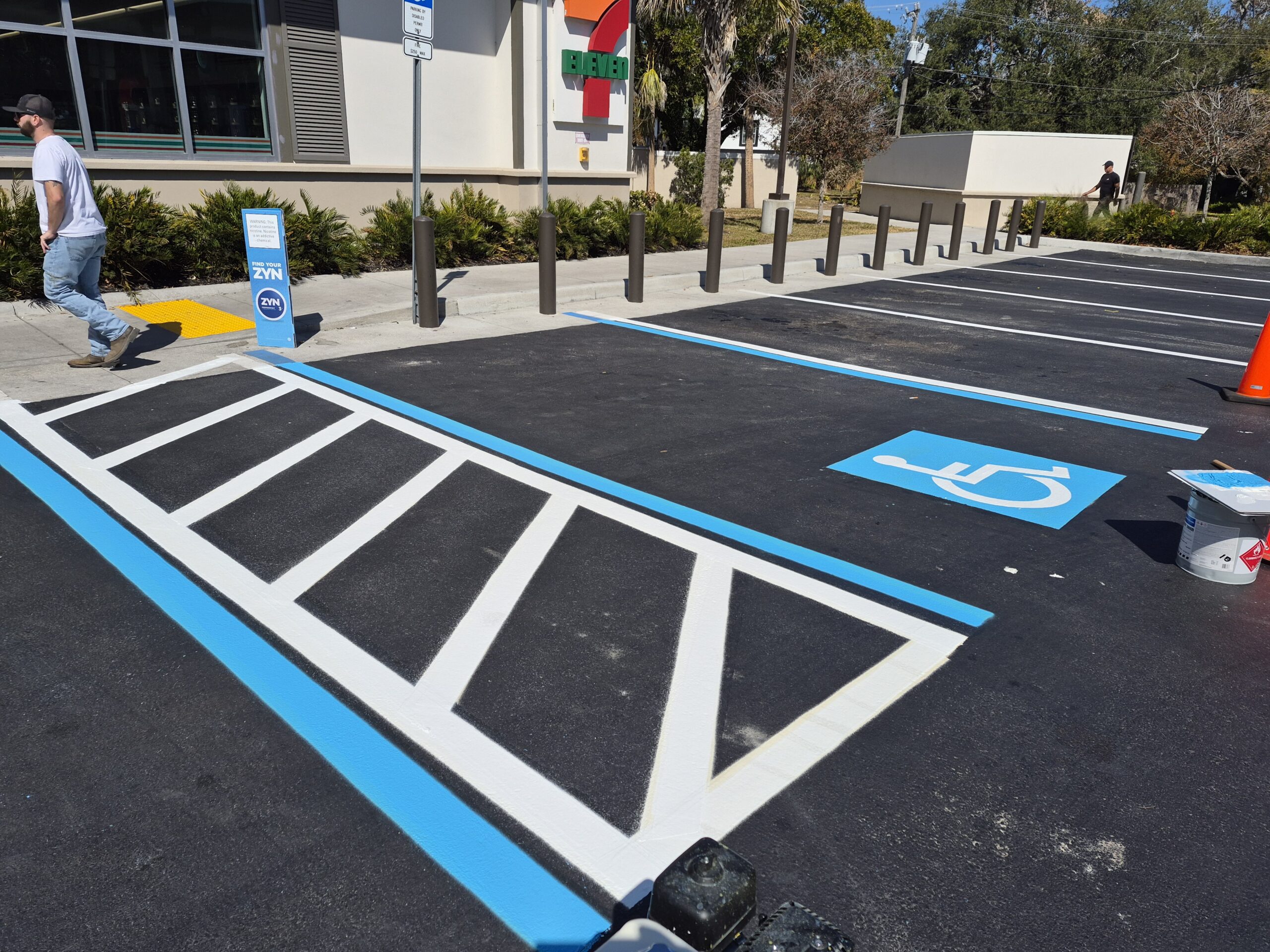 Asphalt Sealcoating and Line Striping Orlando, FL